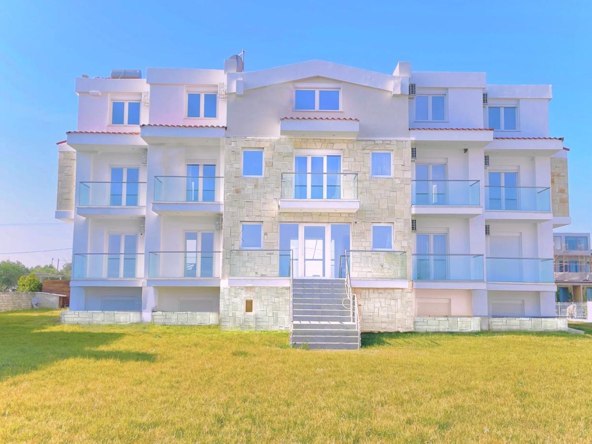 Blue Dream Afytos Aparthotel Buitenkant foto